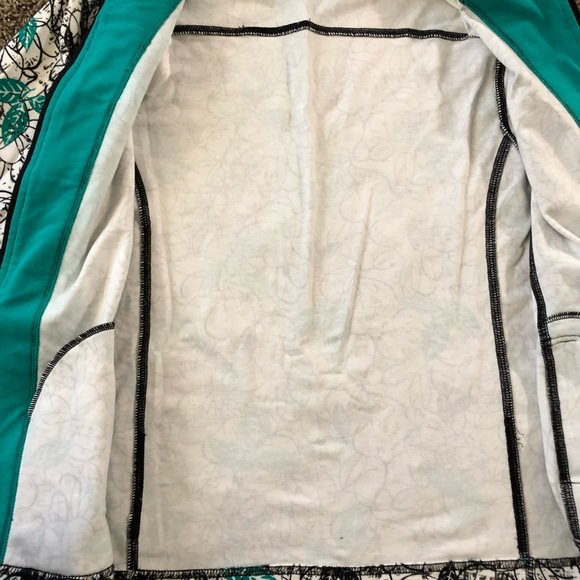 Allyson whitmore  medium zip up long-sleeve - Picture 4 of 7